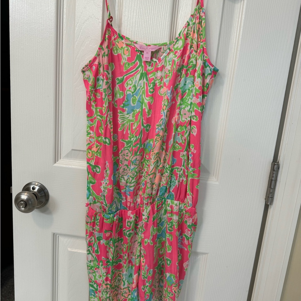 Lily Pulitzer cute romper with adjustable straps